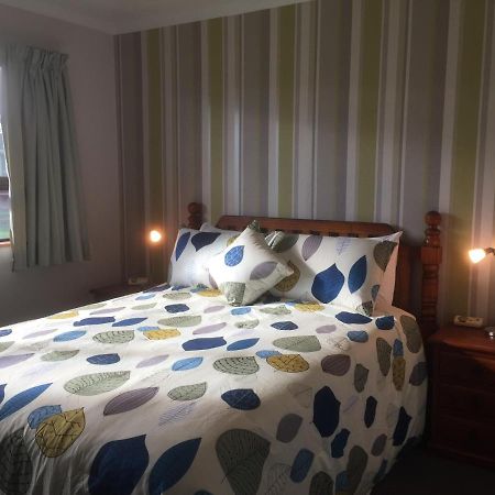 Ron And Tony'S Bed & Breakfast Tuatapere Εξωτερικό φωτογραφία
