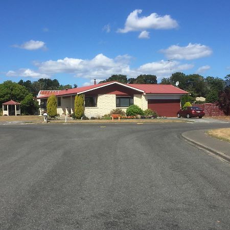 Ron And Tony'S Bed & Breakfast Tuatapere Εξωτερικό φωτογραφία