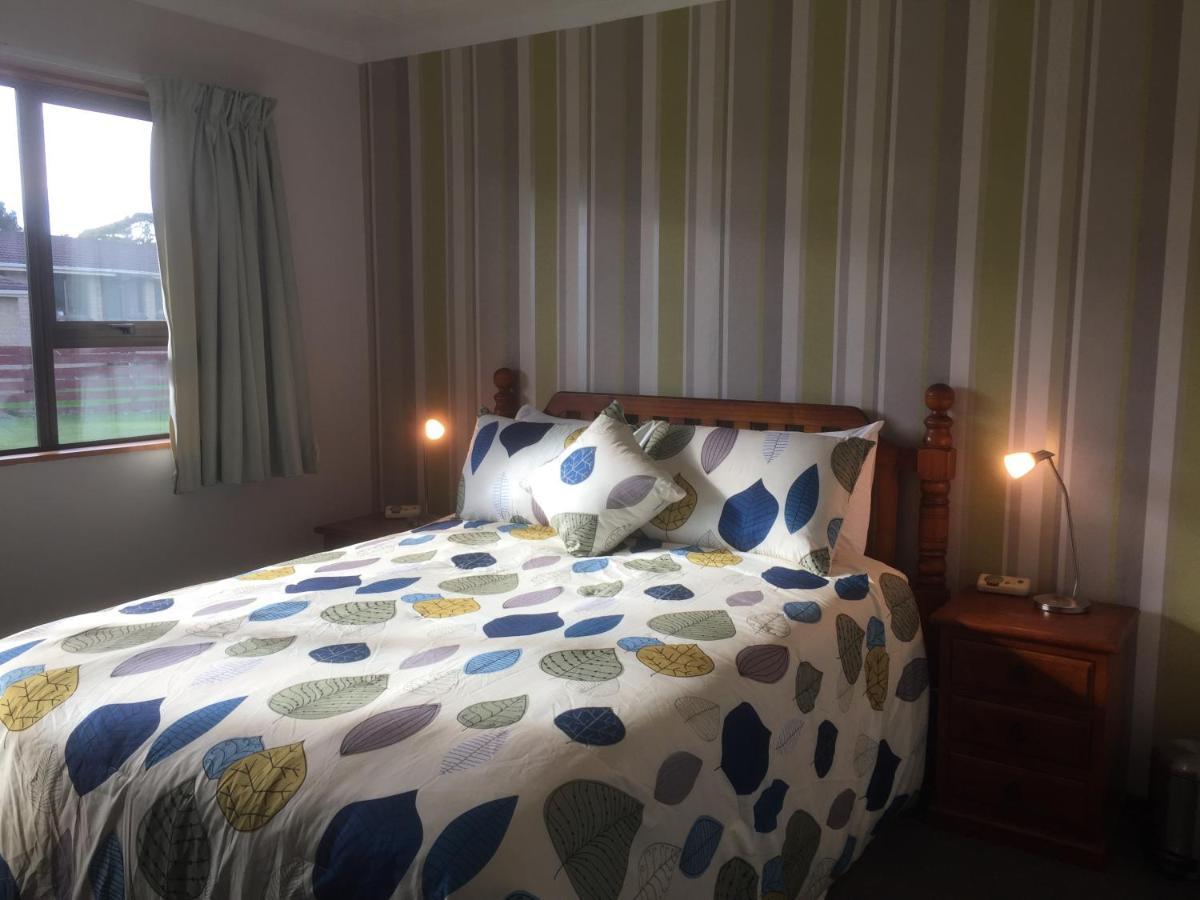 Ron And Tony'S Bed & Breakfast Tuatapere Εξωτερικό φωτογραφία
