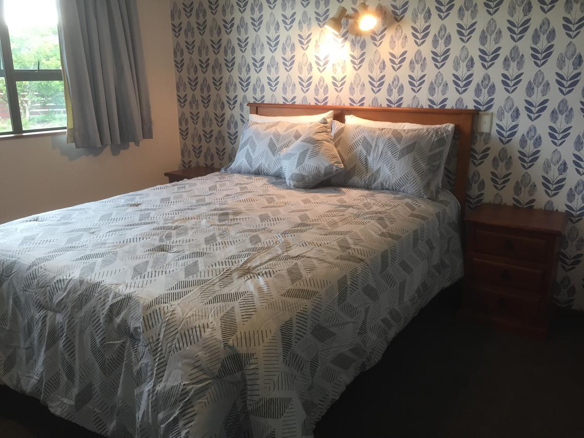 Ron And Tony'S Bed & Breakfast Tuatapere Εξωτερικό φωτογραφία